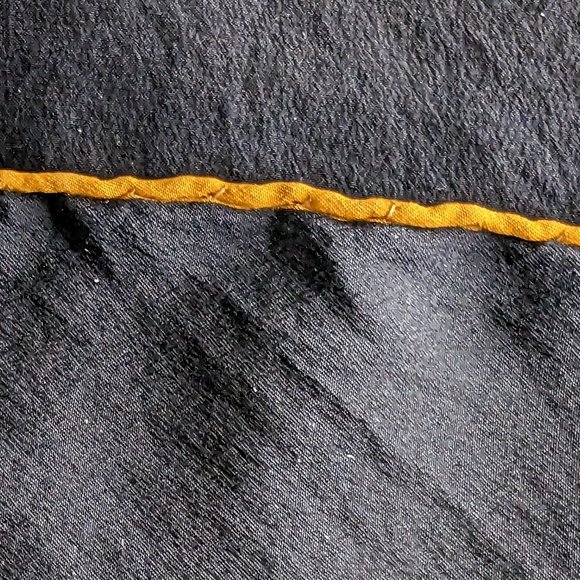 Vintage Vittorio 100% Italian made Silk Butterfly Scarf - Picture 6 of 10